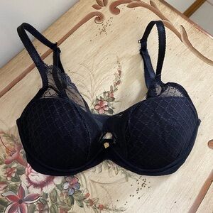 NWOT Chantelle Group J-hook Bra